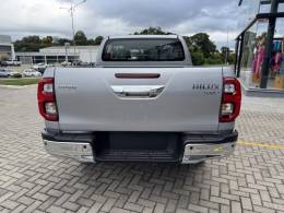 TOYOTA - HILUX - 2025/2025 - Prata - R$ 292.000,00