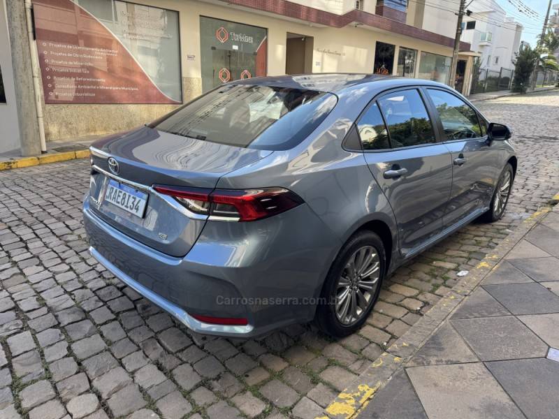 TOYOTA - COROLLA - 2019/2020 - Cinza - R$ 117.900,00
