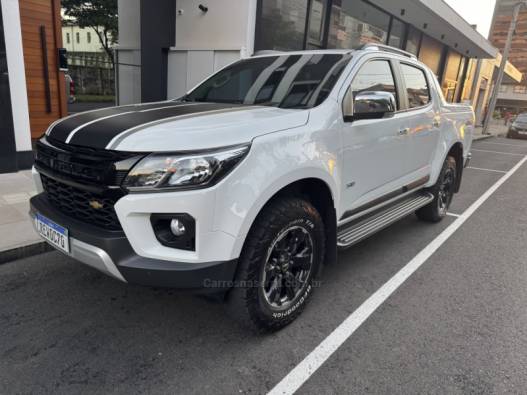 CHEVROLET - S10 - 2021/2022 - Branca - R$ 199.900,00