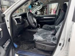 TOYOTA - HILUX - 2025/2025 - Branca - R$ 290.000,00