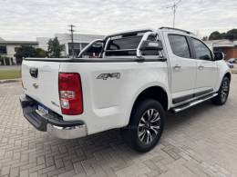 CHEVROLET - S10 - 2016/2017 - Branca - R$ 144.900,00