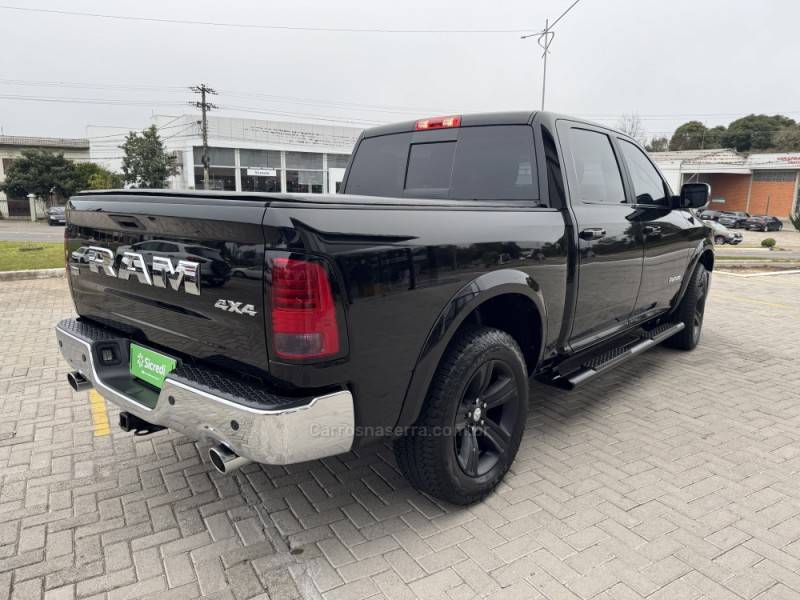 DODGE - RAM - 2022/2022 - Preta - R$ 272.000,00