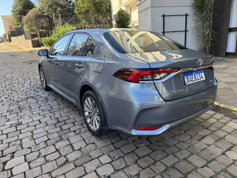 TOYOTA - COROLLA - 2019/2020 - Cinza - R$ 117.900,00