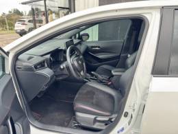 TOYOTA - COROLLA - 2022/2023 - Branca - R$ 147.900,00