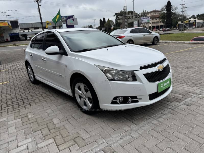 CHEVROLET - CRUZE - 2014/2014 - Branca - R$ 74.900,00