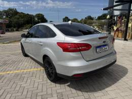 FORD - FOCUS - 2016/2016 - Prata - R$ 65.900,00