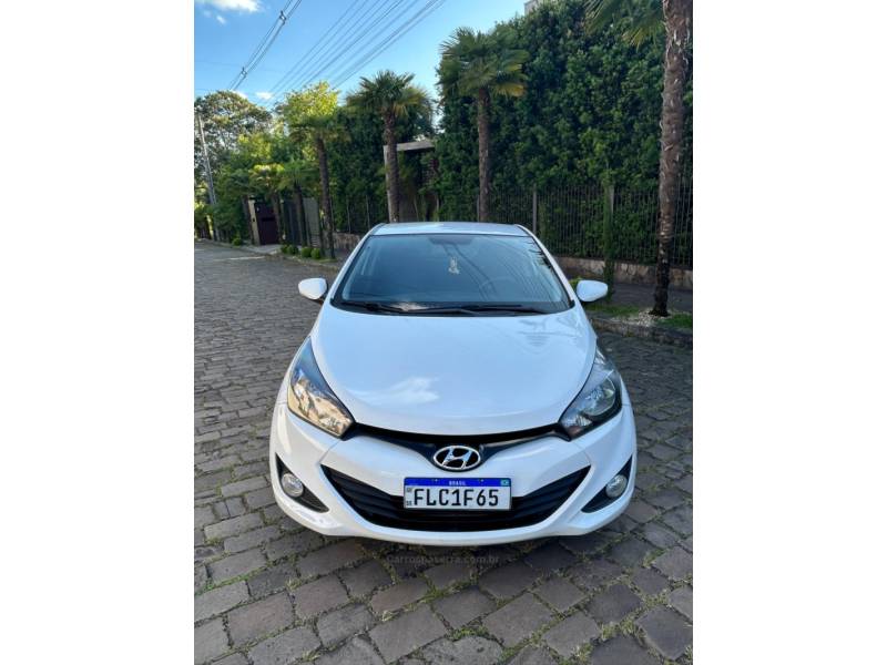 HYUNDAI - HB20 - 2014/2014 - Branca - R$ 52.900,00
