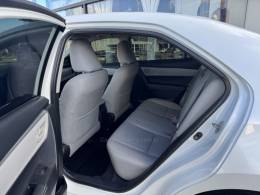 TOYOTA - COROLLA - 2016/2016 - Branca - R$ 88.900,00