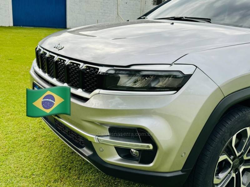 JEEP - COMMANDER - 2022/2022 - Branca - R$ 190.000,00