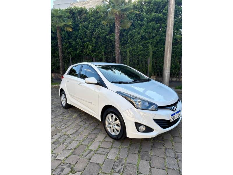 HYUNDAI - HB20 - 2014/2014 - Branca - R$ 52.900,00