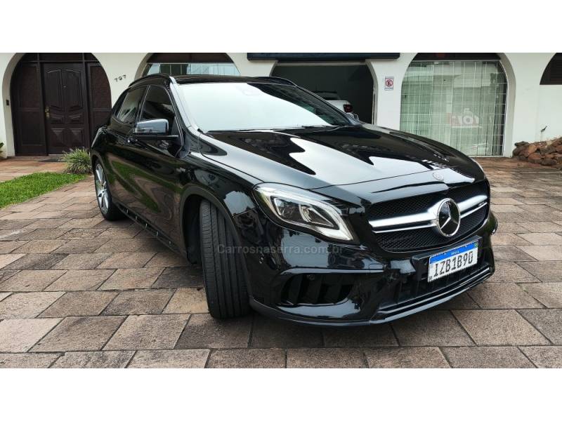MERCEDES-BENZ - A 45 AMG - 2018/2019 - Preta - R$ 256.000,00