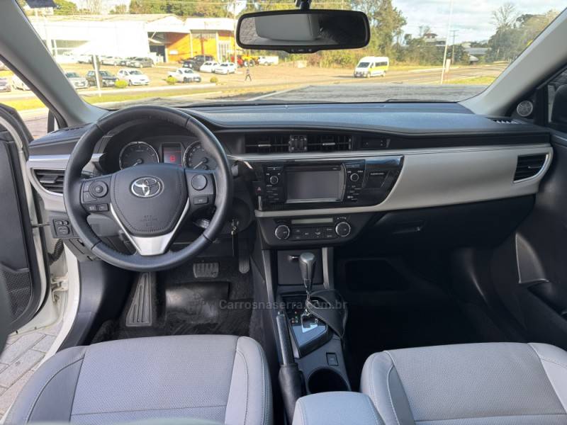 TOYOTA - COROLLA - 2016/2016 - Branca - R$ 88.900,00