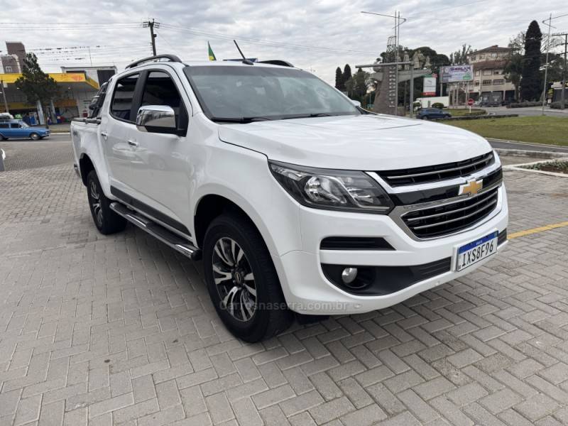 CHEVROLET - S10 - 2016/2017 - Branca - R$ 144.900,00