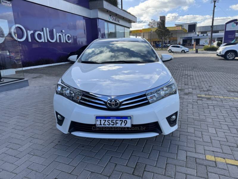 TOYOTA - COROLLA - 2016/2016 - Branca - R$ 88.900,00