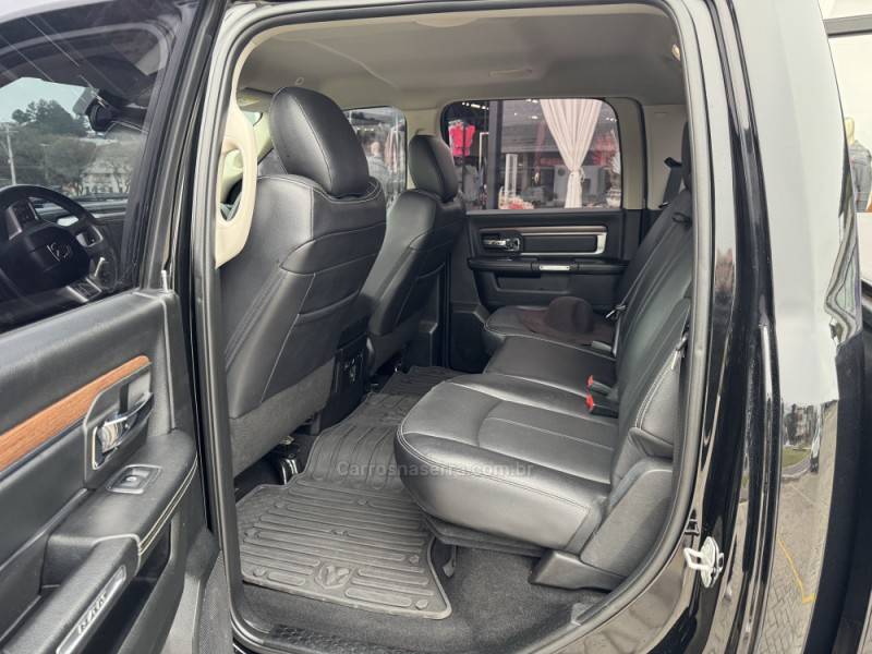 DODGE - RAM - 2022/2022 - Preta - R$ 272.000,00