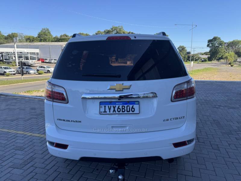 CHEVROLET - TRAILBLAZER - 2018/2019 - Branca - R$ 165.000,00