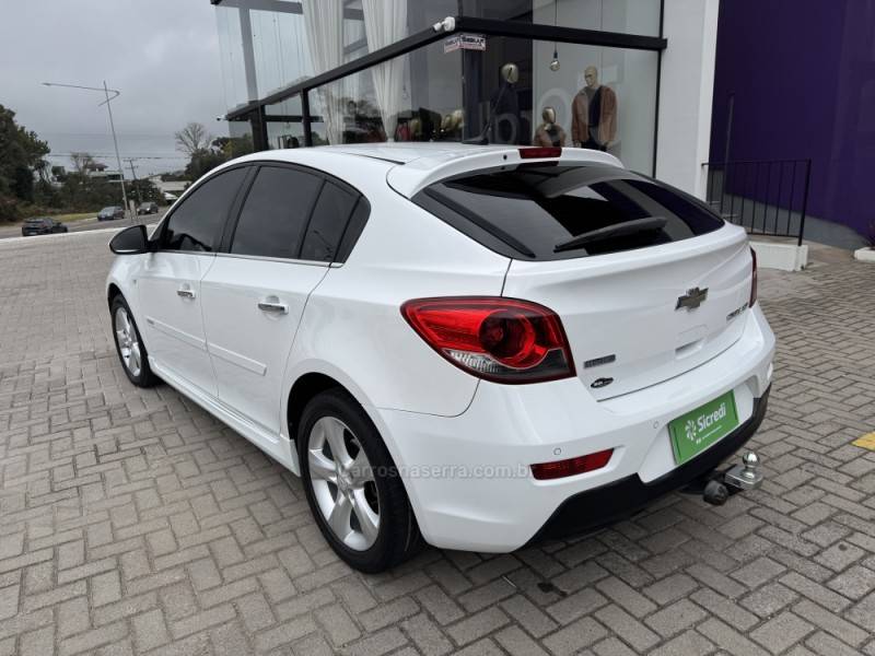 CHEVROLET - CRUZE - 2014/2014 - Branca - R$ 74.900,00