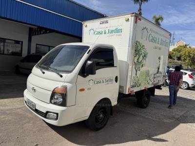 HYUNDAI - HR - 2016/2017 - Branca - R$ 135.000,00