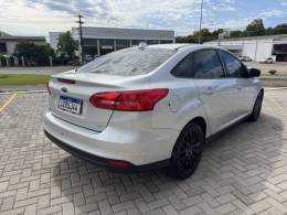 FORD - FOCUS - 2016/2016 - Prata - R$ 65.900,00