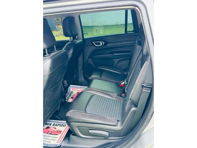 JEEP - COMMANDER - 2022/2022 - Branca - R$ 190.000,00